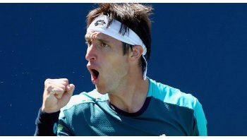 Mayer debutó con un buen triunfo en Sydney