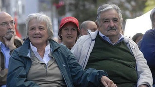 José Mujica y Lucía Topolansky compartieron una vida por más cinco décadas. 