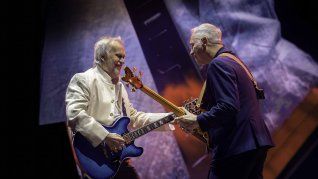 Lebón y Aznar se reúnen para interpretar los clásicos de Serú Girán. Lebón y Aznar se reúnen para interpretar los clásicos de Serú Girán.