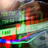 Los bonos en dólares pricean un escenario no tan optimista como los bonos en pesos. Los bonos en dólares pricean un escenario no tan optimista como los bonos en pesos.