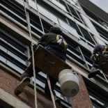 Trabajos en altura y mantenimiento edilicio: una parte fundamental, y cada vez más costosa, del presupuesto mensual de las expensas Trabajos en altura y mantenimiento edilicio: una parte fundamental, y cada vez más costosa, del presupuesto mensual de las expensas