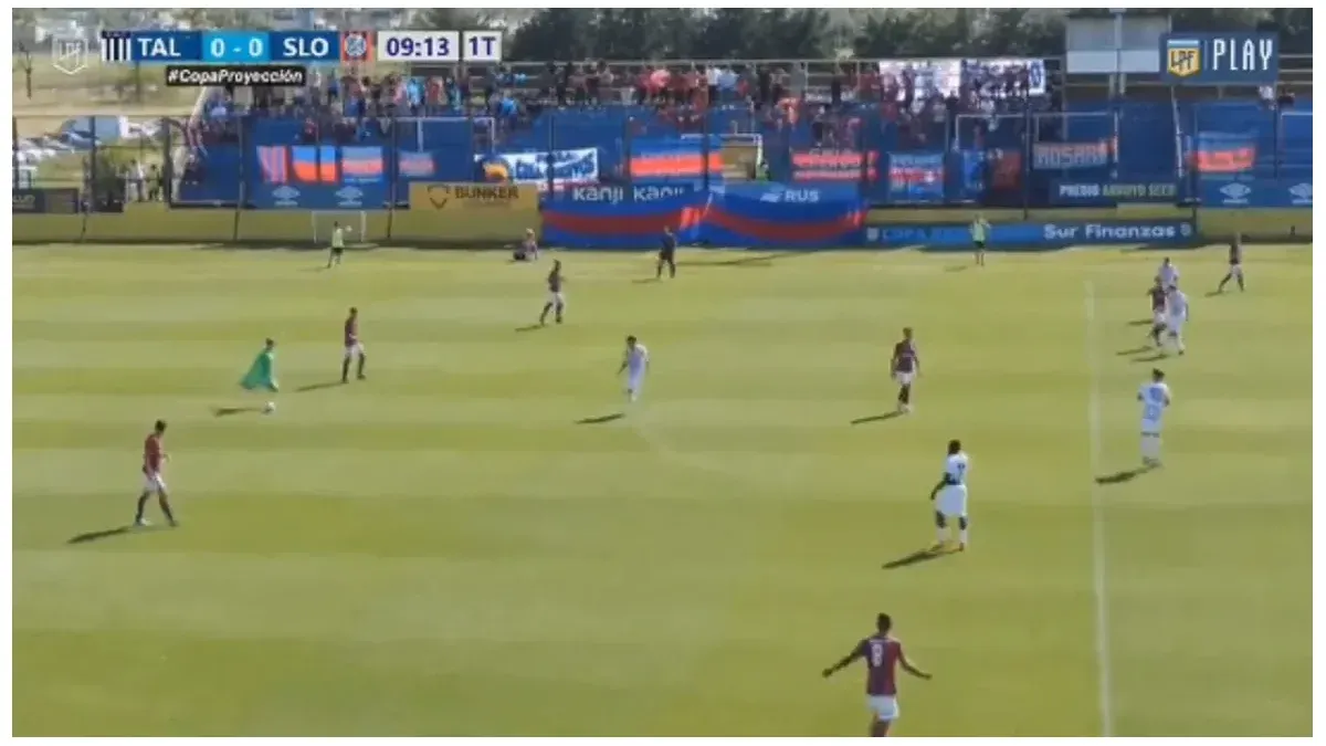 A la Chilavert: the great goal by the San Lorenzo Reserve goalkeeper of more than 70 meters