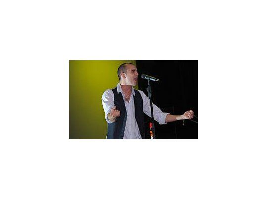 Abel Pintos presentó su séptimo disco en el Ópera (Fotos: Oscar Sayos)
