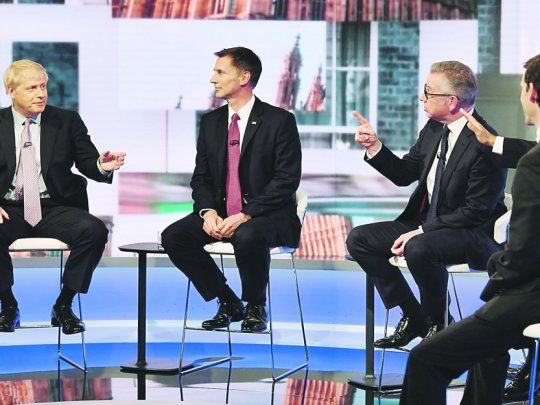 Lista reducida. Boris Johnson y sus cuatro rivales internos debatieron anoche en los estudios de la BBC. Uno de ellos será el próximo premier.