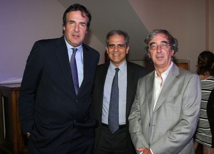 A la izquierda, Guillermo Laborda, editor del diario Ámbito Financiero, junto al periodista Horacio Alonso (derecha)