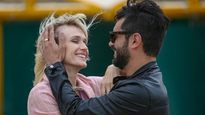 Brenda Gandini y Gonzalo Heredia planearon su boda para febrero de 2020, pero un imprevisto cambió todo. La pareja de la televisión aún espera su gran día.