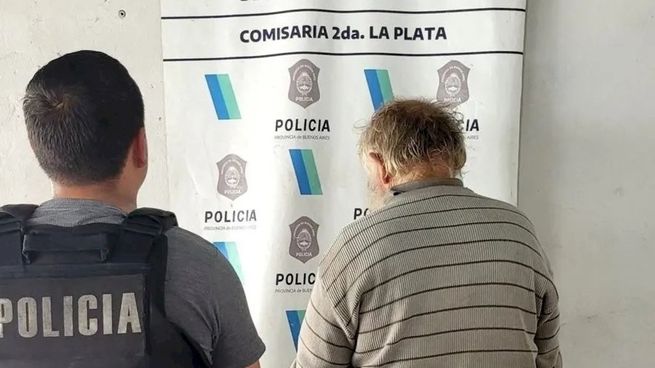 El jubilado fue arrestado y llevado a la Comisaría segunda del distrito.&nbsp;