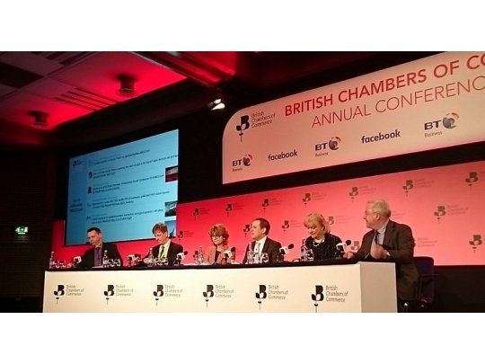 Empresas inglesas advierten al gobierno que la paciencia está al límite por el Brexit