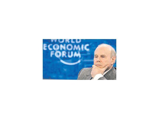 El ministro de Finanzas de Brasil, Guido Mantega, fue la atracción principal ayer en Davos. Hoy será el turno de Dilma Rousseff, que llega por primera vez al foro en busca de inversiones.