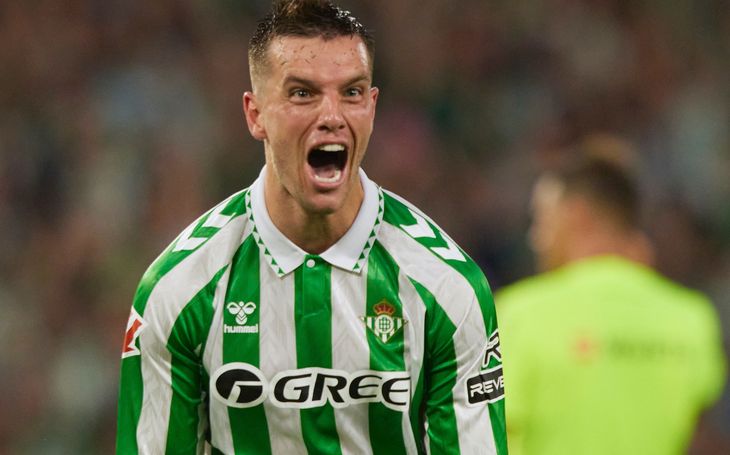 El argentino volvió con el Betis, pero no pudo graitar en el juego.