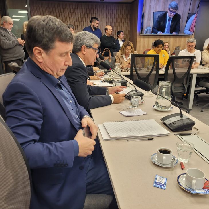 La oposición mantiene en pie el escándalo por los audios de Spagnuolo.  La oposición mantiene en pie el escándalo por los audios de Spagnuolo.