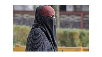 El senado votará un proyecto que ya tiene media sanción y que prohíbe la disminución del rostro en espacios públicos