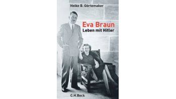 ámbito.com | La autora de «Eva Braun, su vida con Hitler» explica que quiso saber qué había detrás de la leyenda de alguien «que siempre había aparecido como una rubia algo tonta» y se encontró con una mujer de fuerte influencia en el régimen nazi.