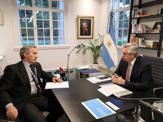 SINTONÍA. El canciller, Felipe Solá, y el presidente, Alberto Fernández. Las discrepancias en el Mercosur obligan al Gobierno a un difícil equilibrio con sus socios.