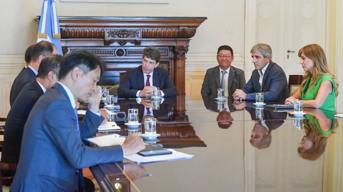 Government meeting with Korean company to intensify investments