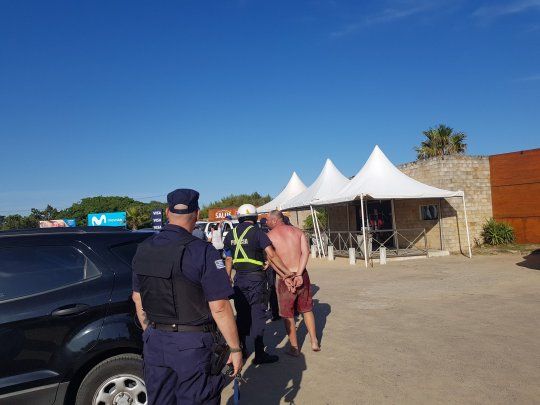 Prefectura detuvo al menos a tres personas en Punta del Este.