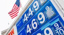 El precio de la gasolina en EEUU sigue en alza en medio de la tensión en Medio Oriente.