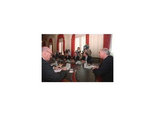 De la Rúa recibió más quejas de empresarios que nuevas inversiones