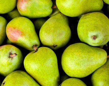 Gracias a su alto contenido en fibra soluble, esta fruta ayuda a controlar los niveles de glucosa y mejora la flora intestinal.  Gracias a su alto contenido en fibra soluble, esta fruta ayuda a controlar los niveles de glucosa y mejora la flora intestinal.