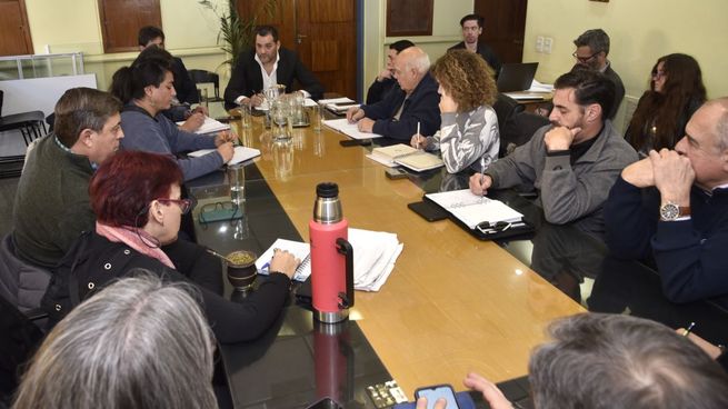 Reunión paritaria entre el gobierno de La Pampa y los gremios estatales.