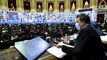 estrategia de halcones pro pone a massa en centro la pelea