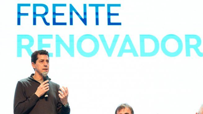 Wado de Pedro en el Plenario del Frente Renovador.