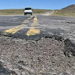 En gran parte del país las rutas nacionales muestran la ausencia de mantenimiento. En gran parte del país las rutas nacionales muestran la ausencia de mantenimiento.
