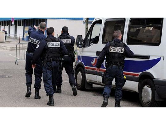 La policía francesa se mantiene en estado de alerta.