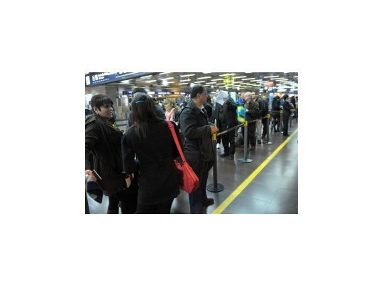 Fuerte suba del dólar afectó a las agencias de viajes.