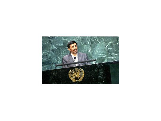 Mahmud Ahmadineyad.