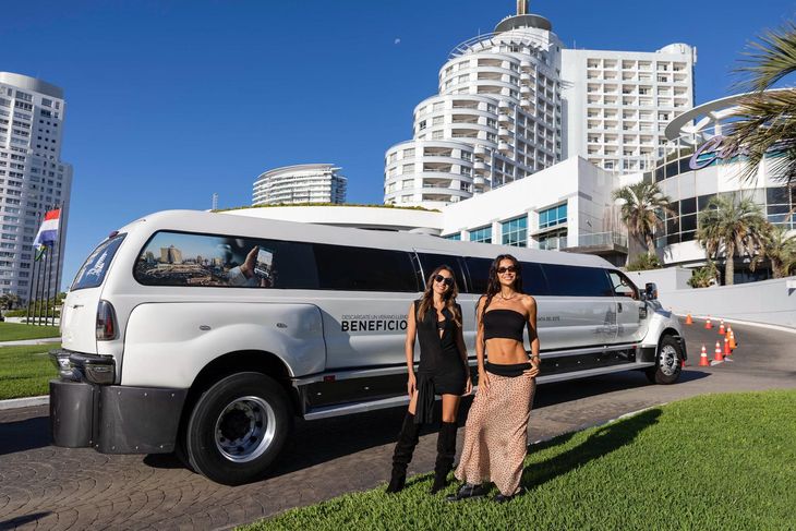 La limosina del Enjoy se va transformando en un clásico. La limosina del Enjoy se va transformando en un clásico.