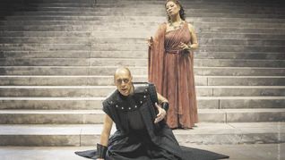 aida. Gustavo López Manzitti (Radamés) y Eiko Senda (Aida) en La Plata.
