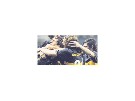 Juan Forlínmarcó elprimer golde Bocaque, conun equipode suplentesy en sumayoríaintegradoporjuveniles,derrotó aLiga deQuito enBombonera.