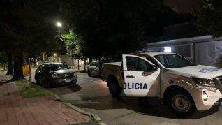 La víctima fue trasladada en un móvil policial al Hospital Central de San Isidro.