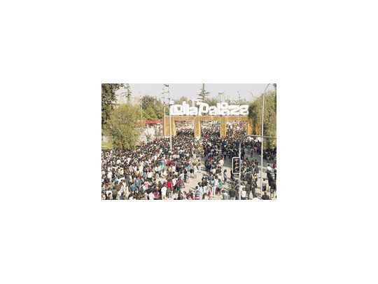 La edición chilena del Lollapalooza  se realizó en el Parque O’Higgins, centro de Santiago de Chile, y  creó una postal digna para el recuerdo como en los grandes festivales de rock del mundo.