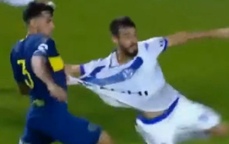 el alevoso penal que no le cobraron a velez frente a boca