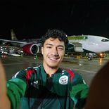 Ibrahim Maza luego de aterrizar en Estados Unidos para disputar el Mundial 2026 con Argelia. Ibrahim Maza luego de aterrizar en Estados Unidos para disputar el Mundial 2026 con Argelia.