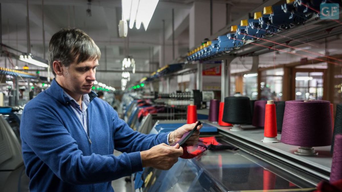 Sales fell by 60% and the increase in layoffs is worrying