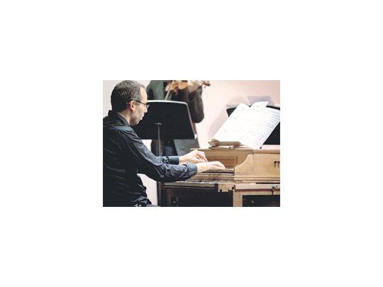 Jorge Lavista, creador del “Proyecto Bach Buenos Aires”, que propone la interpretación históricamente informada de música vocal e instrumental de Bach y sus contemporáneos.