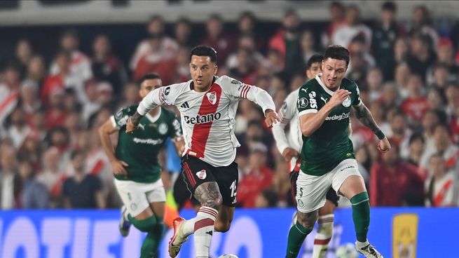 River no pudo contra Palmeiras de local e irá por la remontada en Brasil. 
