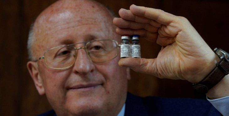 alexander-ginstubrg-artifice-la-vacuna-sputnik-v-advirtio-que-la-letalidad-del-covid-19-puede-aument