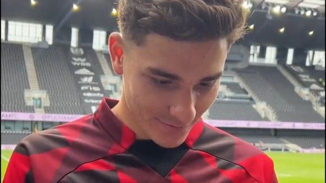 julian alvarez reaccion video gol fulham 2022.jpg