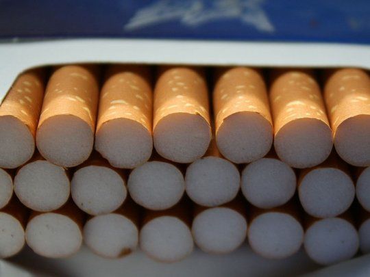 La medida tiene como objetivo no desabastecer al mercado local de cigarrillos.