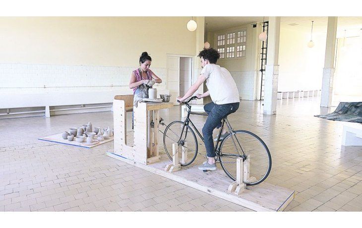 ámbito.com | ciclismo simbólico. En el mismo premio, el magnífico trabajo de Pablo Insurralde, “Música congelada”, sólo obtuvo una mención de honor.