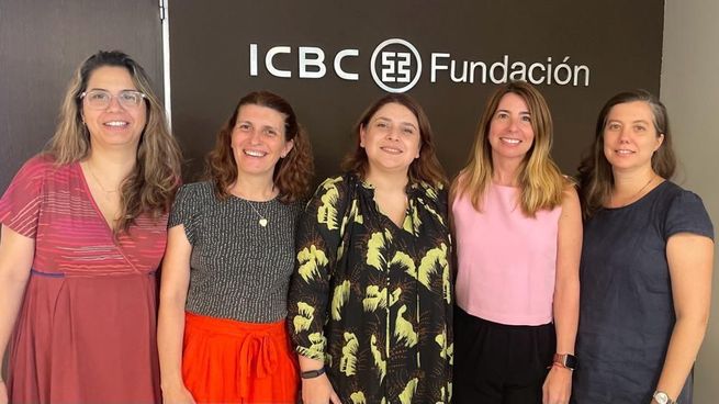 De izquierda a derecha: Emma Fontanet, Paloma Ochoa, Natalia Zacarías, Mariana de Andrés Varela y Agustina Punte.