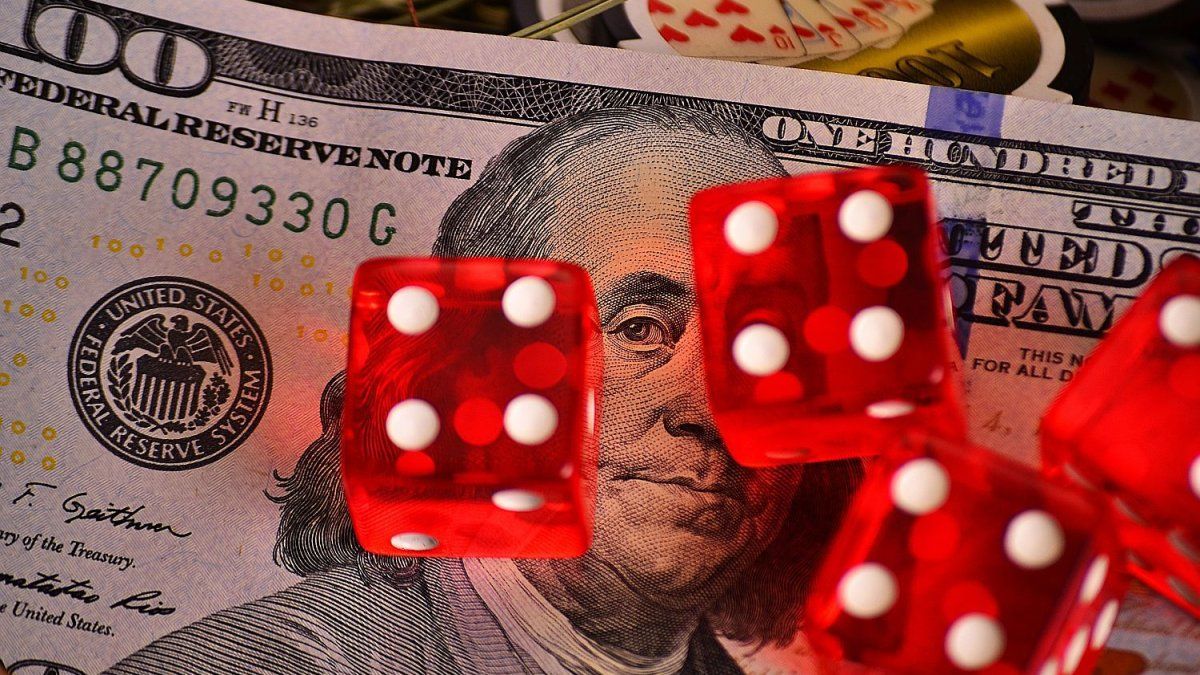 Surprises with the futures of the dollar and the most coveted single exit; Estrella and the IMF manual on rates