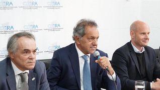 Daniel Scioli en la reunión en CGERA