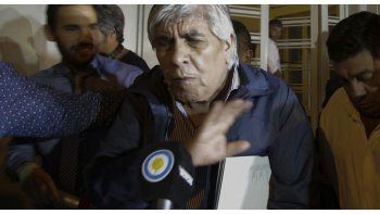 Moyano piensa alternativas para el banco de Independiente.