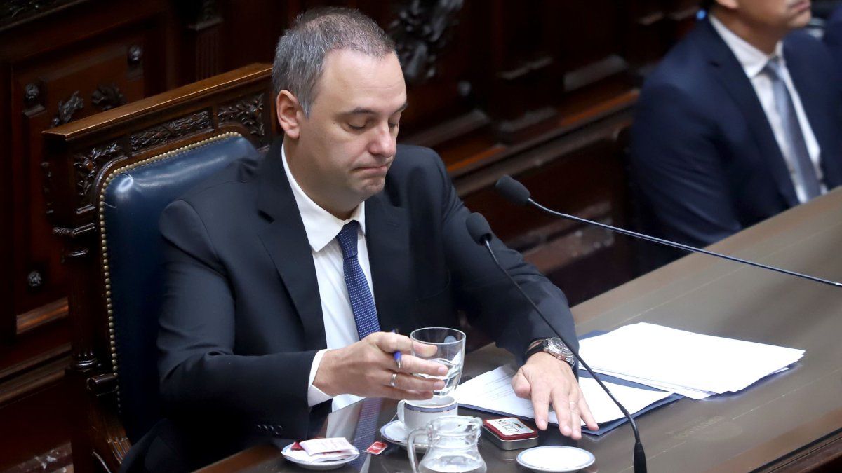 La declaración jurada de Manuel Adorni: herencia, propiedades y los bienes que deberá explicar