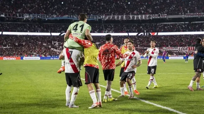 En un partido para el infarto, River eliminó a San Lorenzo por penales y avanzó a cuartos.